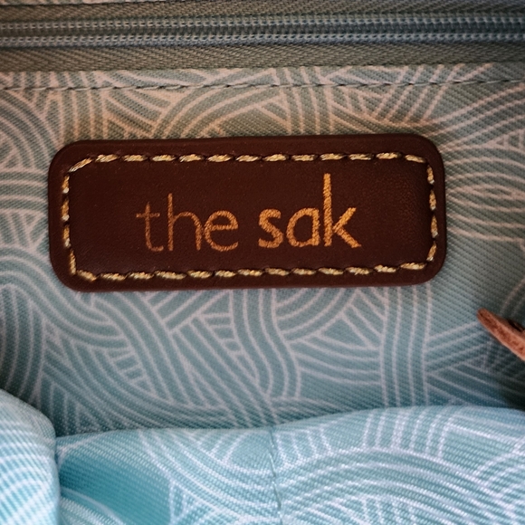 The Sak Multicolor Patchwork Leather Suede Shoulder Bag. - Picture 2 of 15